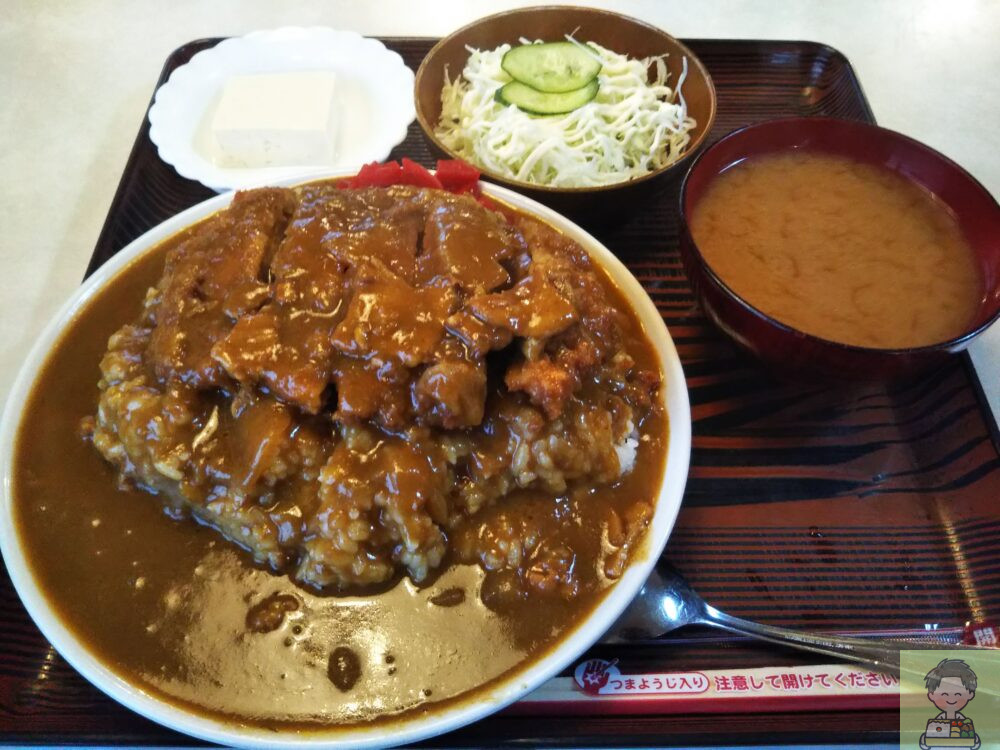 大盛りカツカレー